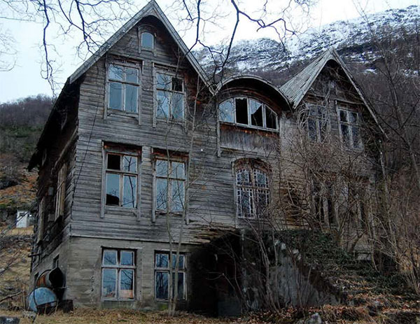 Casa infestada de ratos