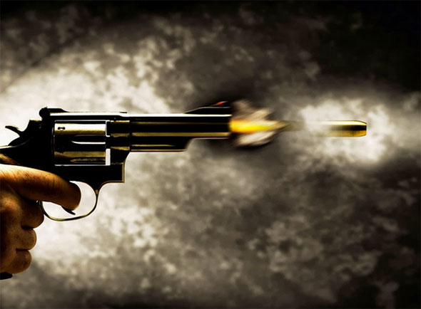 Arma de fogo, Revolver atirando