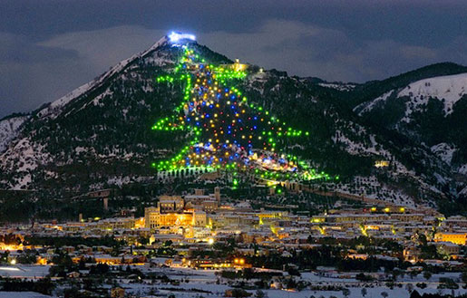 Monte Ingino, árvore de Natal