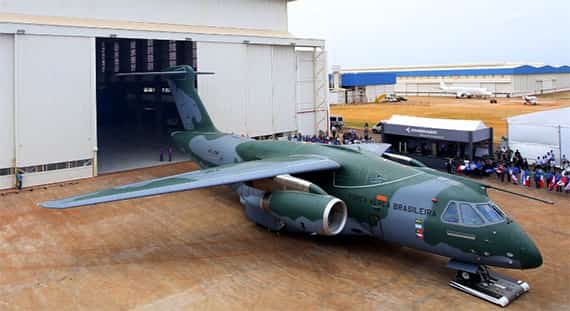Cargueiro Embraer KC-390