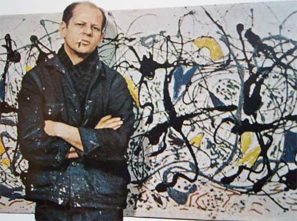 Jackson Pollock e uma de suas pinturas