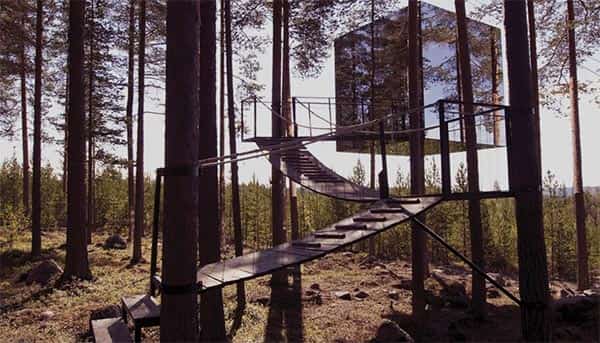 Mirrorcube Tree House Hotel, Suécia
