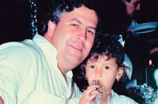 Pablo Escobar com sua filha