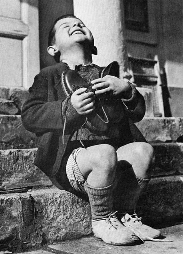 Sapatos novos, Segunda Guerra Mundial